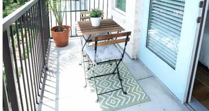 Bamboo 1bdrm 1ba Apartment near Airport with amenities