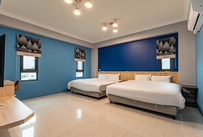 Blackout drapes, bed sheets