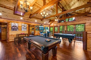 Spielezimmer