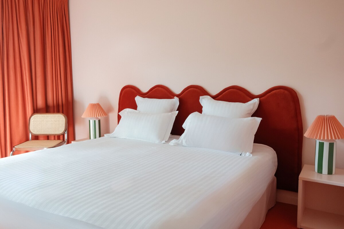 Connecting Rooms Double Comfort, balcony, golf view | Premium bedding, pillowtop beds, laptop workspace, soundproofing