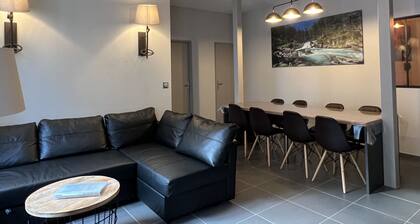 Joli T3 rénové ds une villa 1900