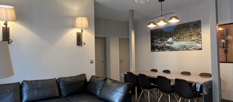Joli T3 rénové ds une villa 1900