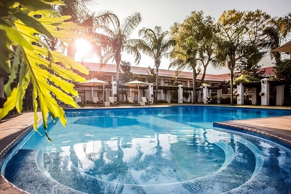 Outdoor Swimming pool