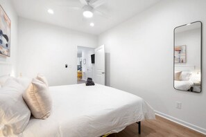 1 habitación, tabla de planchar con plancha, wifi gratis y ropa de cama 