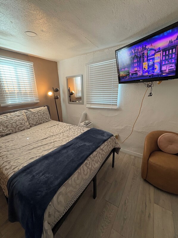 1 quarto, ferros/tábuas de passar roupa, Wi-Fi, roupa de cama