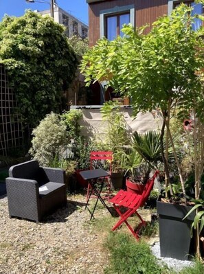 Terrace/patio - La Campagne Proche de Paris - Studio "chez Eugène" (Montreuil)