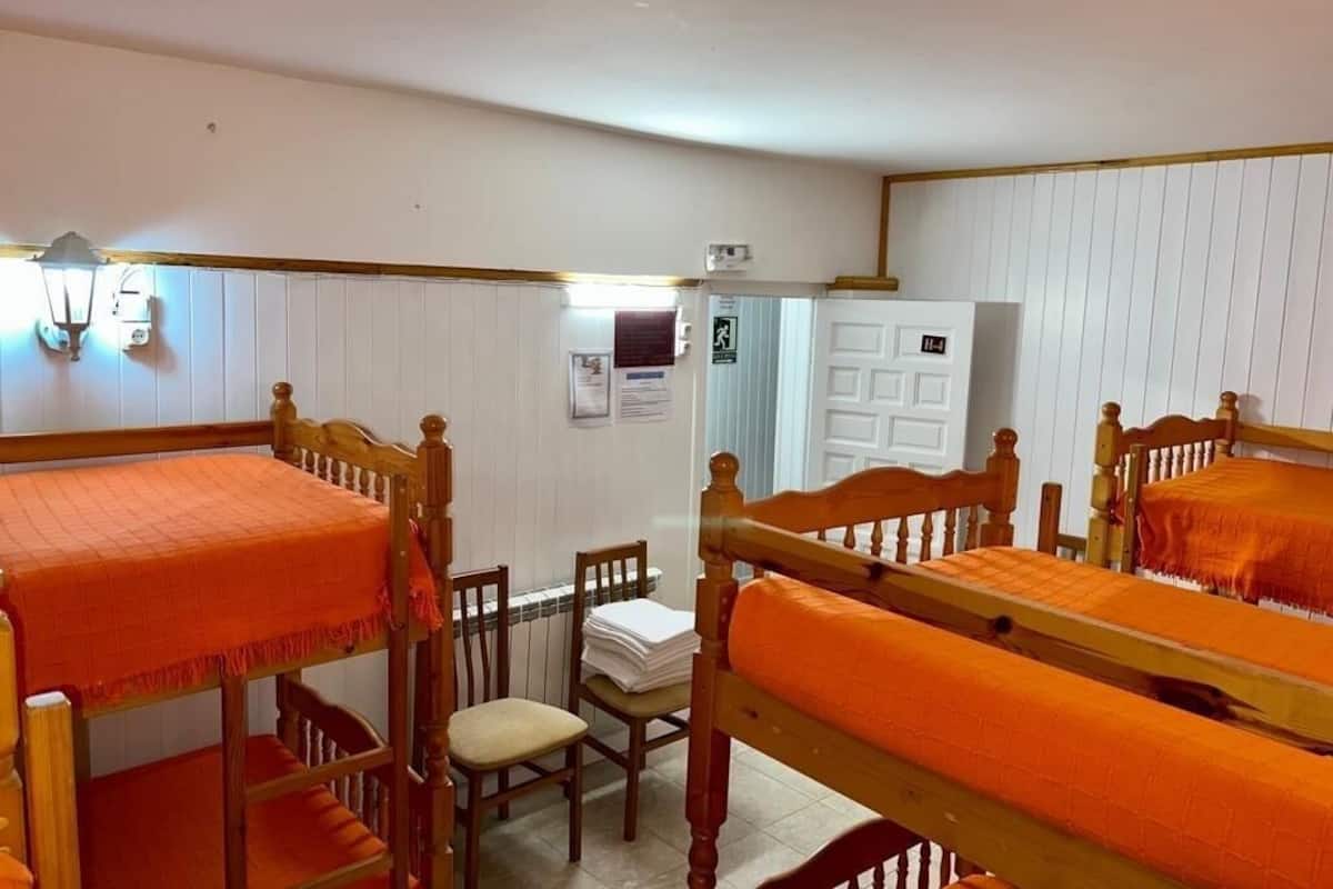Kamer, gedeelde badkamer (8 pax) | 2 slaapkamers, gratis wifi