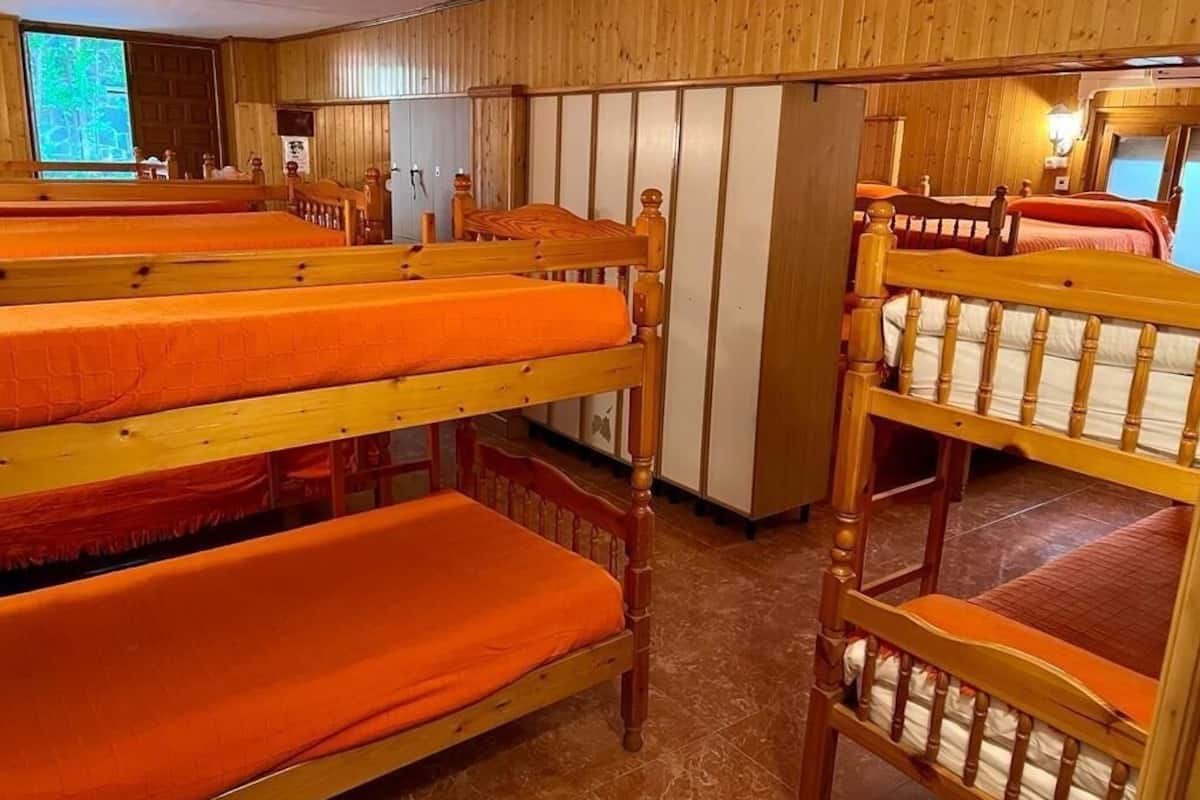 Kamer, gedeelde badkamer (20 pax) | 2 slaapkamers, gratis wifi