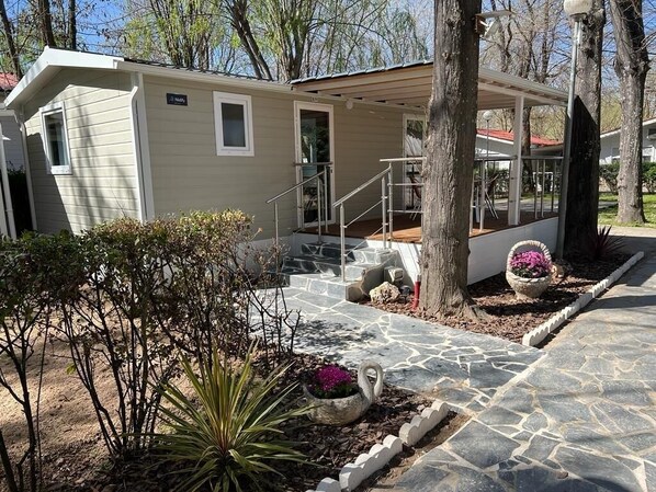 高級單棟小屋 | 露台/庭院