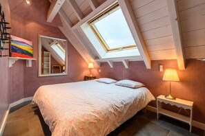 2 chambres, fer et planche à repasser, accès au Wi-Fi (inclus)