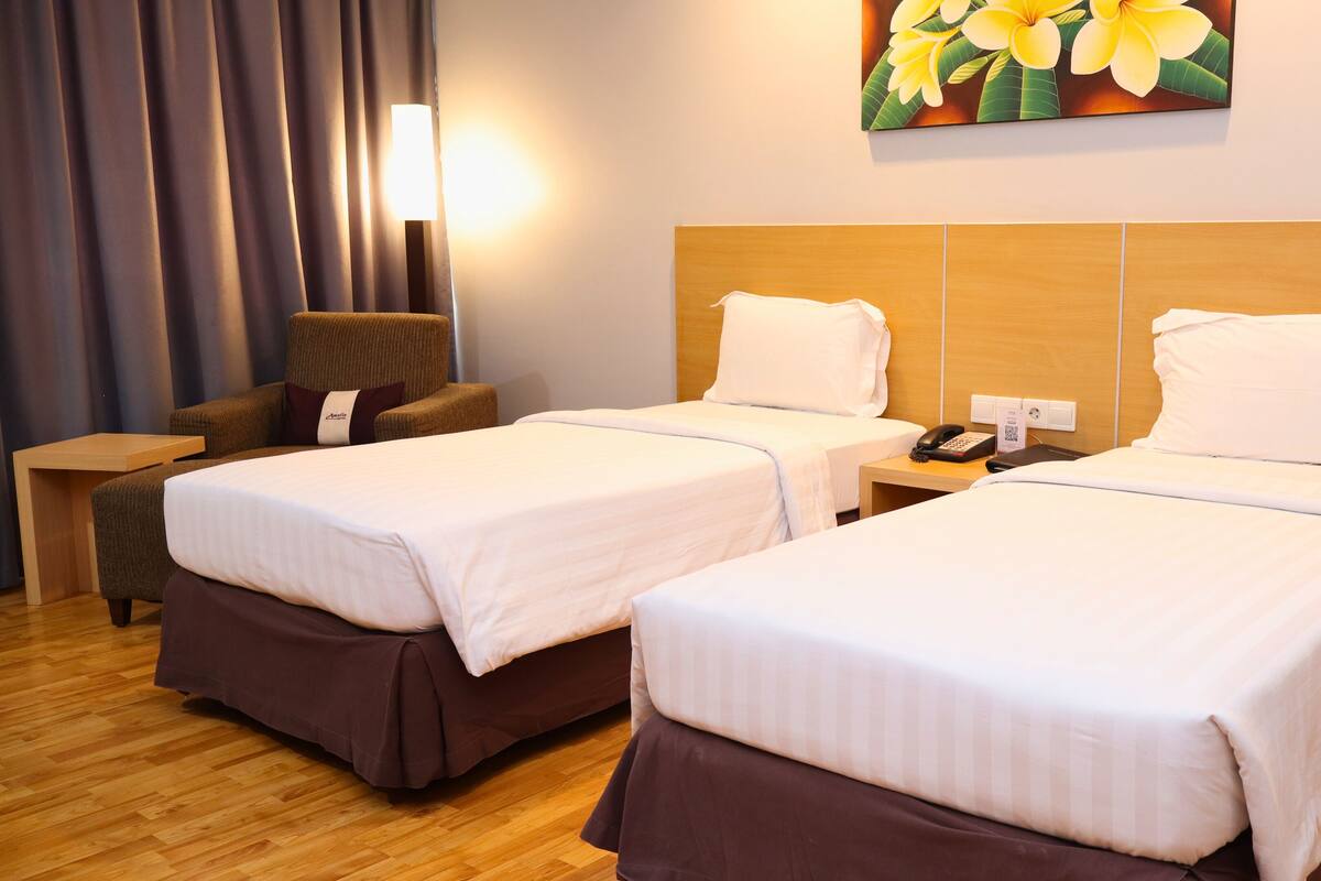 Phòng 2 giường đơn Deluxe | Bàn, truy cập Internet không dây miễn phí, bộ trải giường 