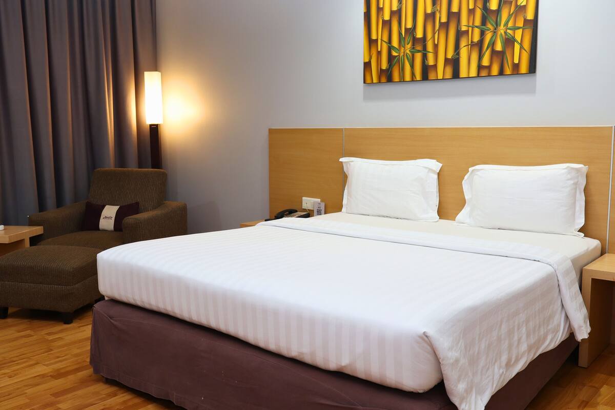 Phòng đôi Deluxe | Bàn, truy cập Internet không dây miễn phí, bộ trải giường 