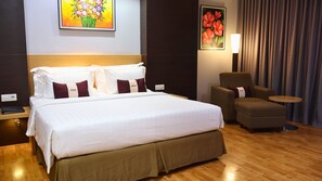 Bureau, Wi-Fi gratuit, draps fournis