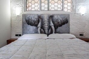 2 slaapkamers, een strijkplank/strijkijzer, gratis wifi, beddengoed