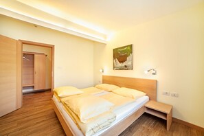 1 bedroom, free WiFi, bed sheets - Holiday Apartment "Mignon 10" with Mountain View, Shared Heated Indoor Pool & Wi-Fi (Riffian)