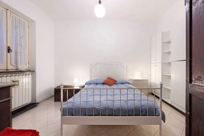 2 chambres, fer et planche à repasser, Wi-Fi, literie fournie