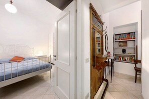 2 chambres, fer et planche à repasser, Wi-Fi, literie fournie