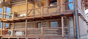 Studio Apartment 'Appartamento Carfon' with Mountain View, Wi-Fi and Air Conditioning