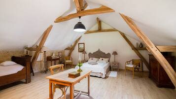 2 sovevĂŠrelser, strygejern/strygebrĂŠt, gratis Wi-Fi, sengetĂžj