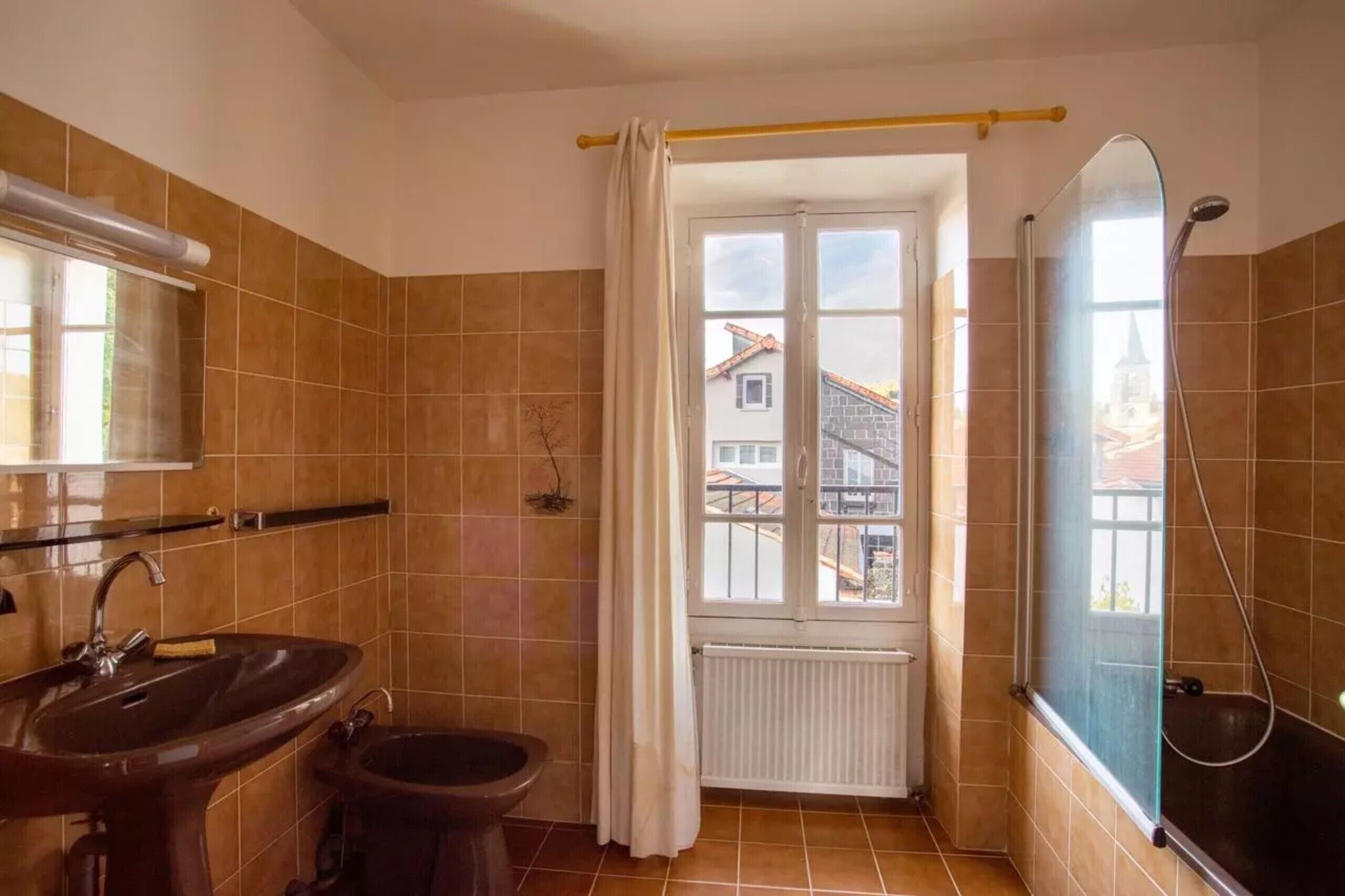 Badewanne, Haartrockner