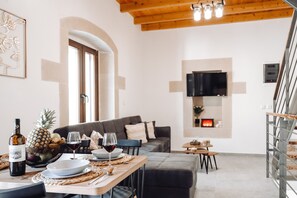 Smart TV, books