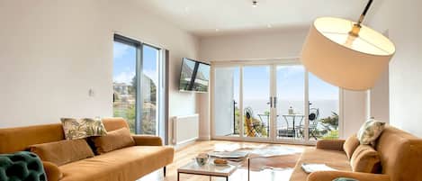 Smart TV, tavolo da ping pong