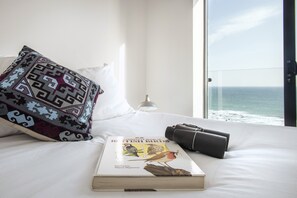 5 habitaciones, tabla de planchar con plancha, wifi y ropa de cama 