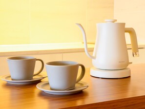 Kaffee und/oder Kaffeemaschine