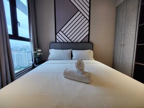 2 bedrooms, WiFi, bed sheets
