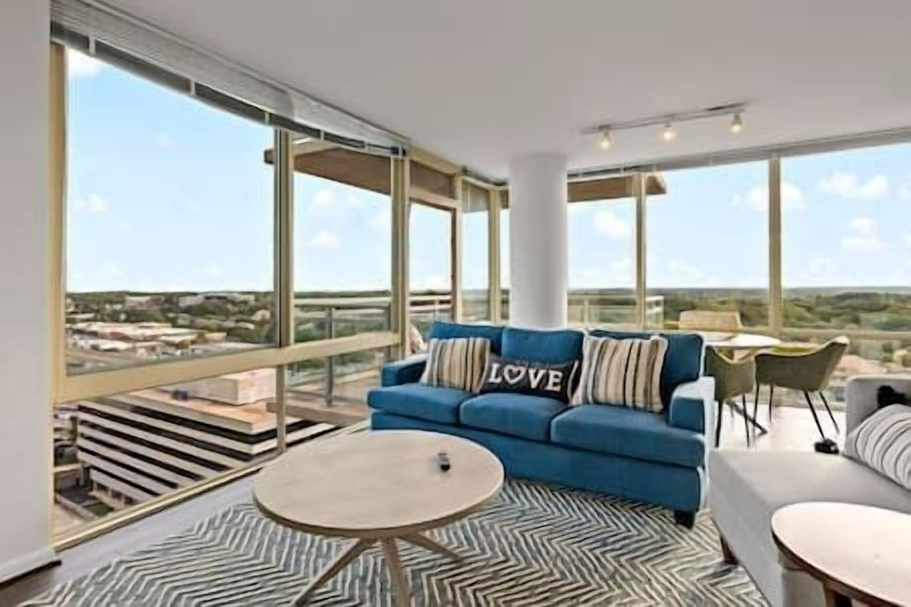 Unique Collection | Luxury | Tysons | Rooftop Pool