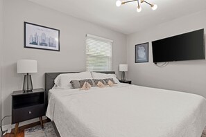 4 habitaciones, escritorio, tabla de planchar con plancha y wifi gratis