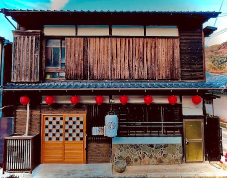 Exterior. A 1minute walk to the port next to the entrance / Karatsu Saga