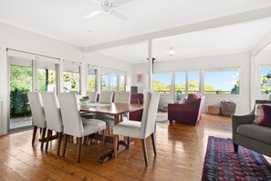 Dining - Applegarth Cottage - Cozy Little Slice of Robertson w/ Fascinating History (Robertson)