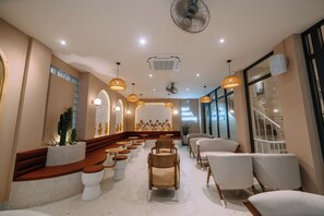 Reception - La Beaute Hotel Quy Nhon (Quy Nhon)