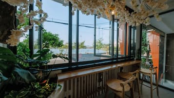 Quang cảnh nhìn từ nơi lưu trú