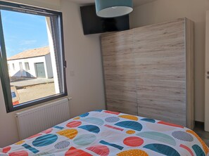 3 bedrooms, desk, iron/ironing board, free WiFi - Villa a Angles (Angles)