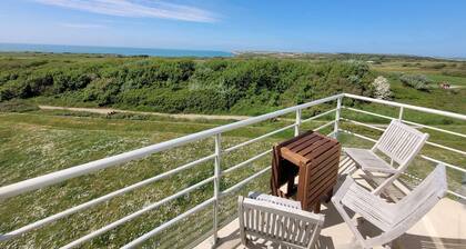 2-Bedroom Duplex with Parking and Pets Allowed