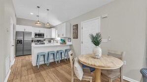 Dining - Coastal Paradise Steps to Tybee Beach (Tybee Island)