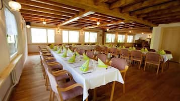 Dineren