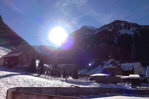 Property grounds - Hotel Gemse (Mels)