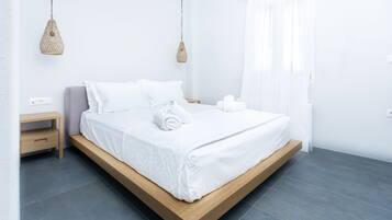 Apartamento luxo, 1 quarto, vista para o mar | Camas com colchões de espuma com sistema de memória