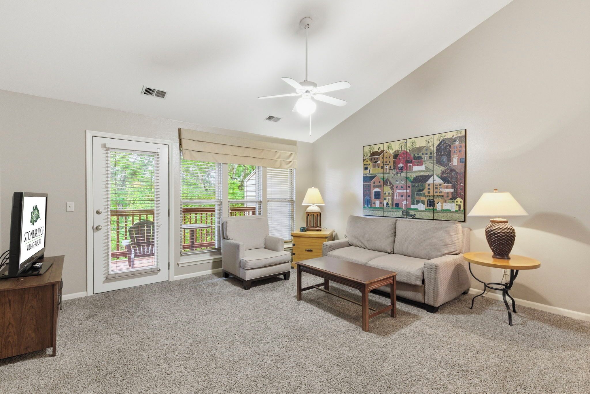 Smart TV, fireplace, DVD player