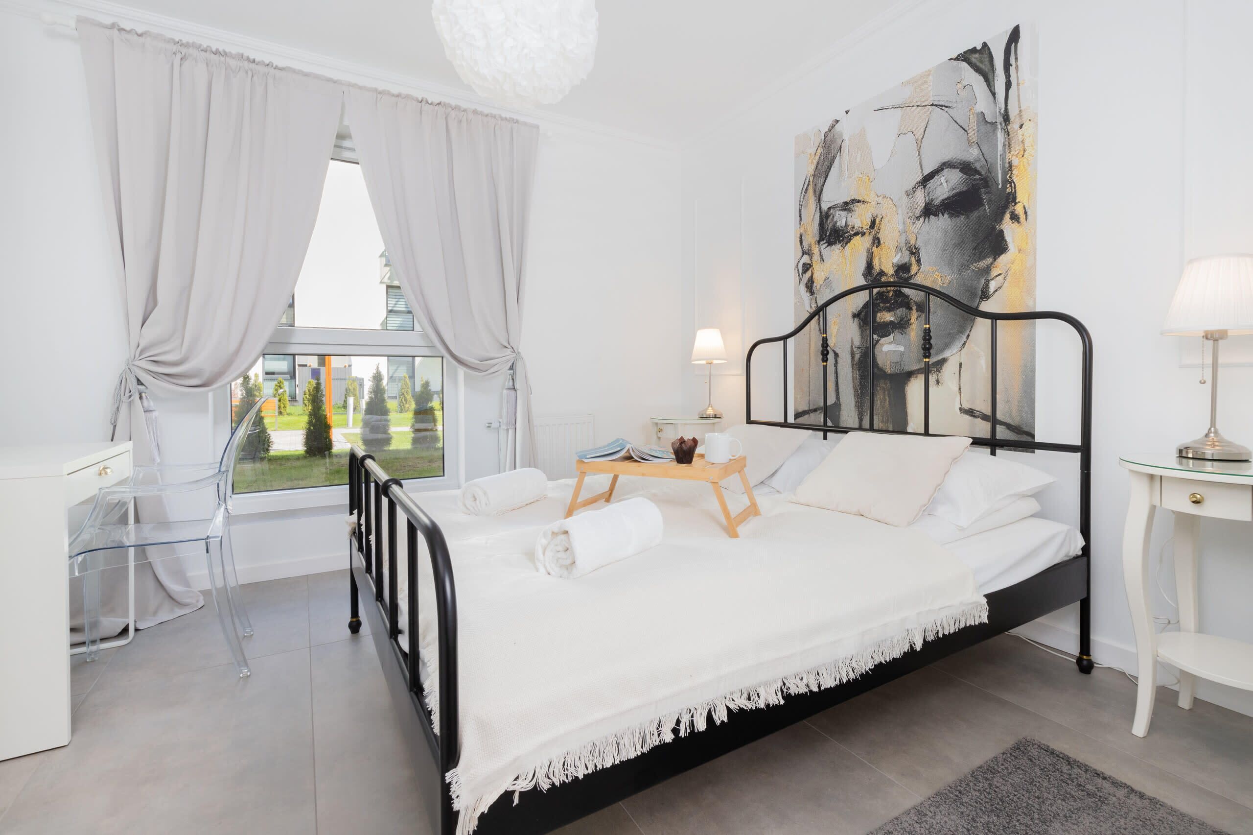 1 slaapkamer, een strijkplank/strijkijzer, wifi, beddengoed