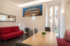 Interior - 2 bedroom apartment in rome (Roma)