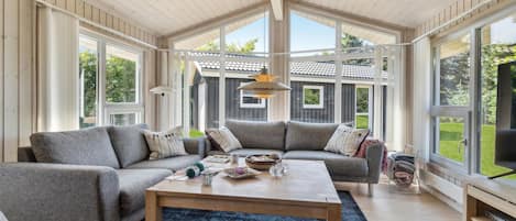 スマートテレビ、暖炉