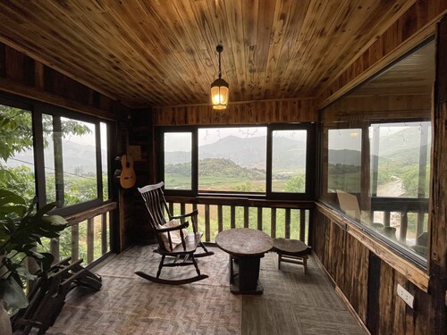 Ta Phin Cottage Homestay