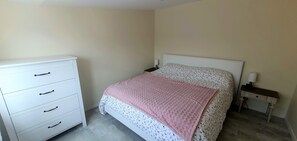 2 chambres, fer et planche à repasser, Wi-Fi gratuit