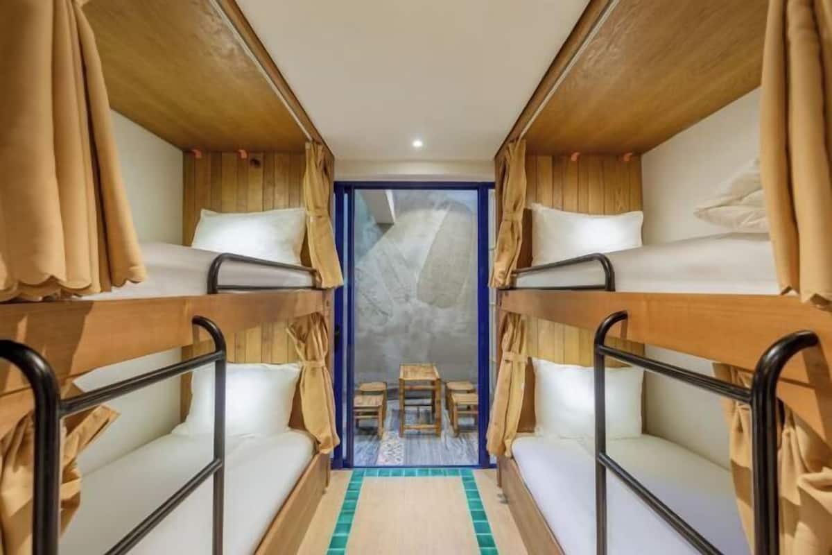 1 bedroom, premium bedding, individually decorated