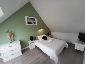 2 Schlafzimmer, Bügeleisen/Bügelbrett, Reisekinderbett, kostenloses WLAN