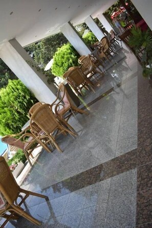 Terrace/patio - Hotel Klisura (Sunny Beach)